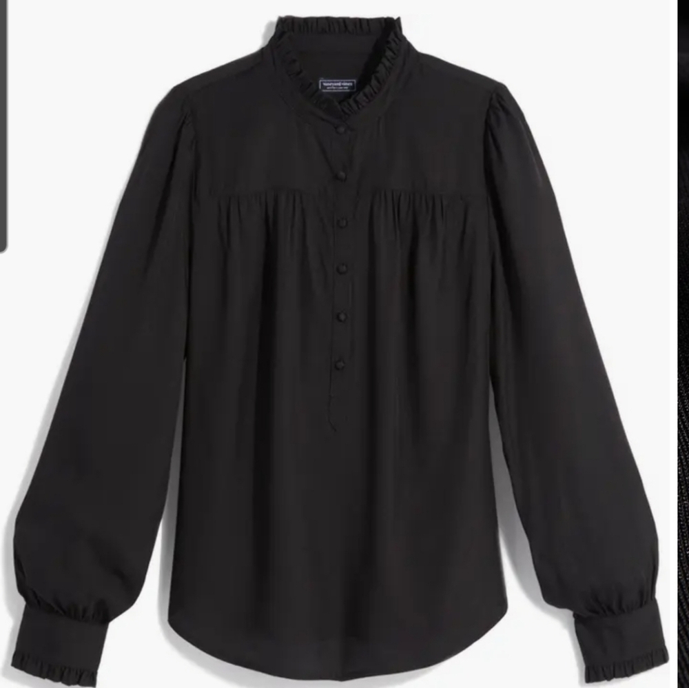 Vineyard Vines black Ruffle blouse size Small